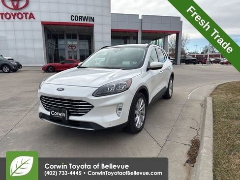 Used 2021 Ford Escape Titanium w/ Titanium Elite Package image 8