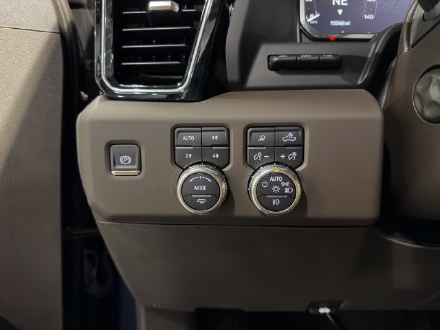 Used 2026 GMC Sierra 1500 Denali w/ Denali Reserve Package AWD/4WD image 28