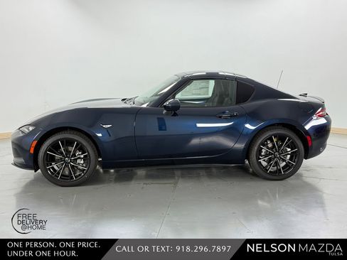 New 2026 MAZDA MX-5 Miata RF Grand Touring RWD image 10