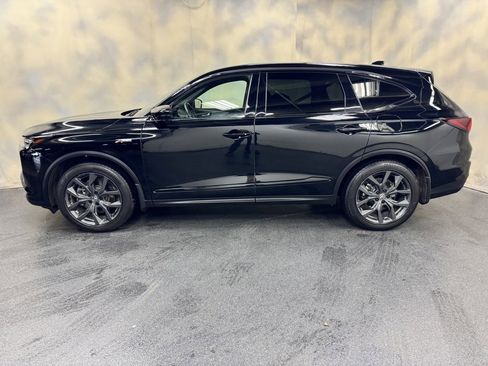 Used 2023 Acura MDX A-Spec image 3