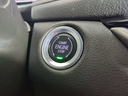 Used 2024 Cadillac XT4 Premium Luxury w/ Technology Package FWD image 37