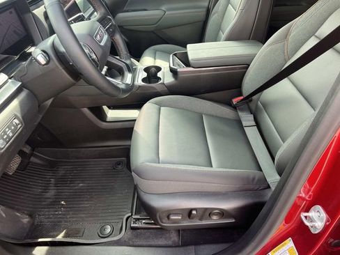 Used 2026 GMC Terrain AT4 w/ Convenience Package III AWD/4WD image 20