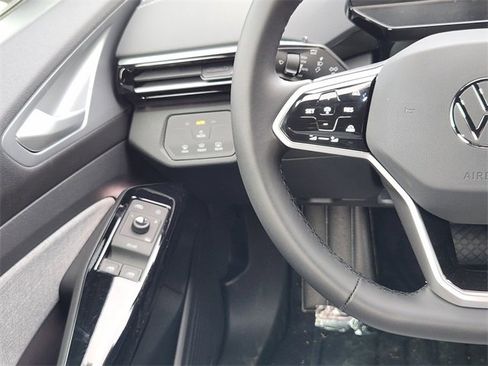 New 2026 Volkswagen ID.4 Pro image 26