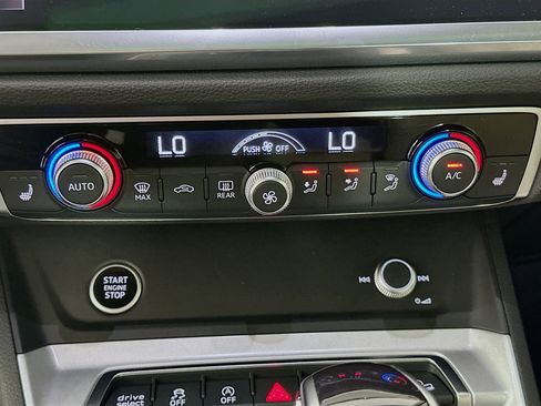 Used 2022 Audi Q3 2.0T Premium Plus w/ Premium Plus Package image 23