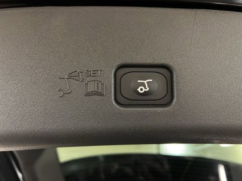 New 2026 Lincoln Nautilus Premier w/ Equipment Group 102A image 39