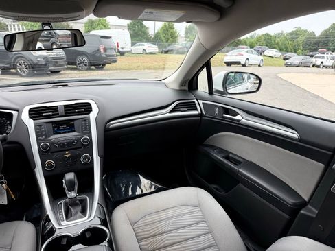 Used 2016 Ford Fusion S FWD image 23