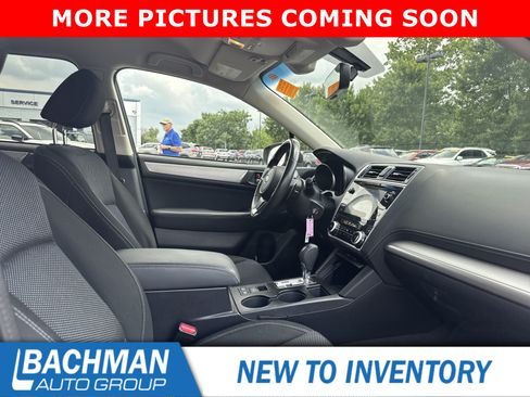 Used 2019 Subaru Outback 2.5i Premium AWD/4WD image 4