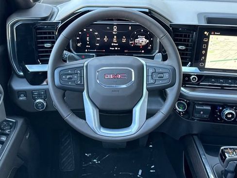 New 2026 GMC Sierra 1500 SLT w/ SLT Premium Package AWD/4WD image 16
