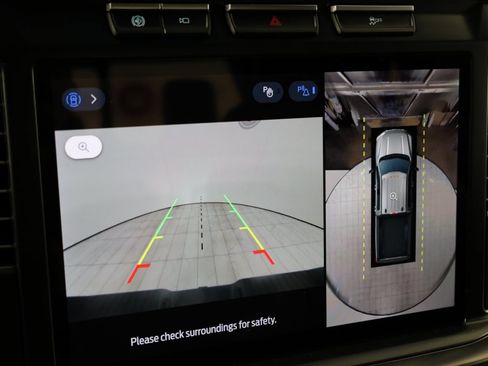 Used 2024 Ford F250 Lariat image 7