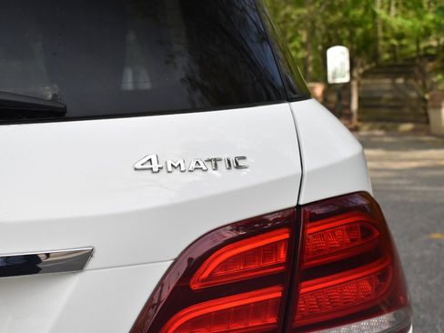 Used 2019 Mercedes-Benz GLE 400 4MATIC image 37