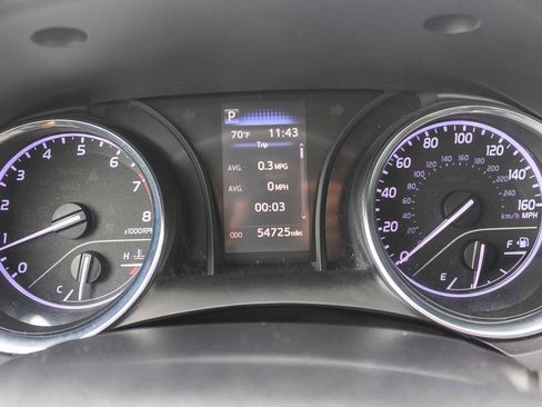 Used 2019 Toyota Camry SE w/ Carpet Mat Package FWD image 24