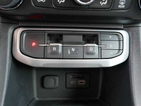Used 2023 GMC Acadia SLT w/ Elevation Edition AWD/4WD image 24