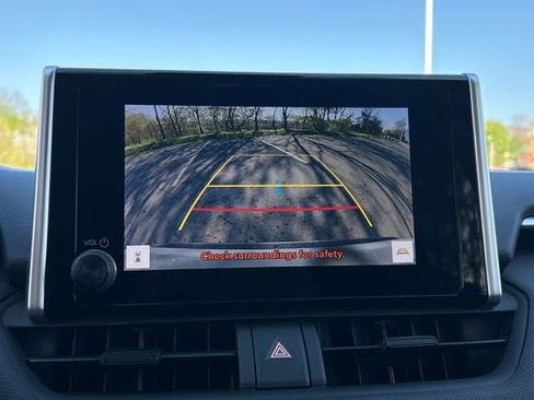 Certified 2024 Toyota RAV4 LE AWD/4WD image 21