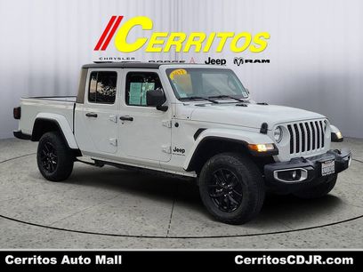 Used 2023 Jeep Gladiator Sport