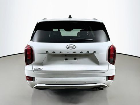 Used 2022 Hyundai Palisade Limited FWD image 6
