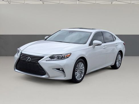 Used 2018 Lexus ES 350 w/ Accessory Package 2 FWD image 6