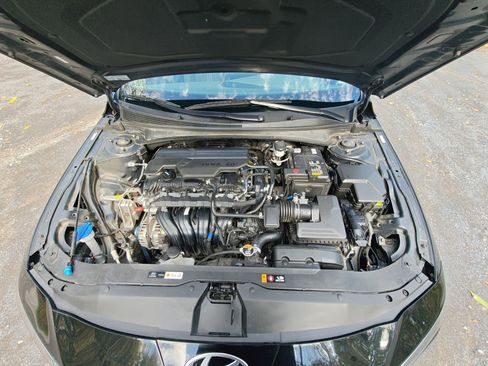 Used 2024 Hyundai Elantra SEL image 36