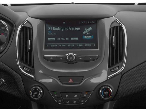Used 2016 Chevrolet Cruze LT w/ Convenience Package FWD image 7