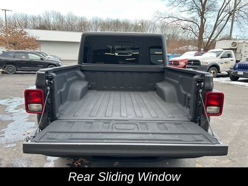 Used 2021 Jeep Gladiator Willys image 37