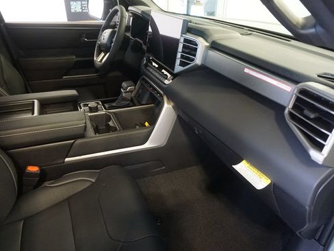 New 2026 Toyota Tundra Limited AWD/4WD image 26
