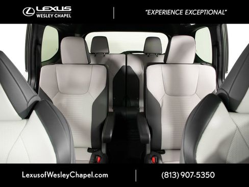 New 2026 Lexus TX 500h AWD image 9