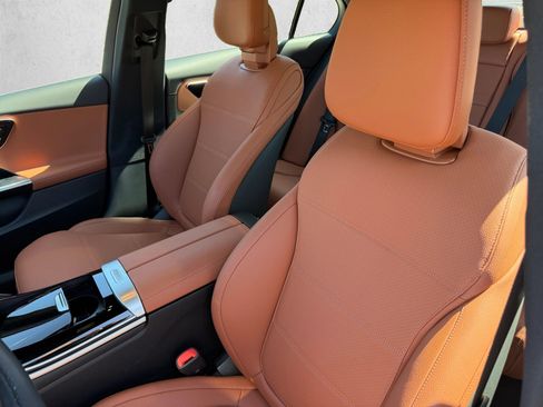 Certified 2026 Mercedes-Benz C 300 4MATIC Sedan image 11