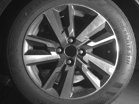 Used 2025 Nissan Versa SV image 14