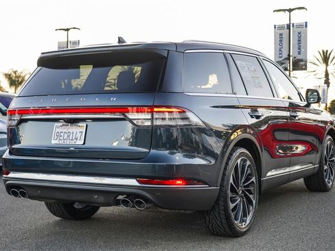 Certified 2023 Lincoln Aviator Reserve w/ Equipment Group 201A image 10