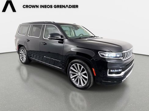 Used 2023 Jeep Grand Wagoneer 4WD image 4