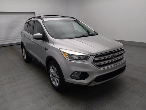 Used 2018 Ford Escape SE FWD image 13