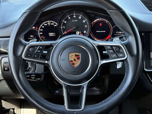 Used 2019 Porsche Cayenne image 12