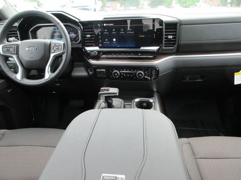 New 2026 Chevrolet Silverado 1500 RST w/ Convenience Package II AWD/4WD image 17