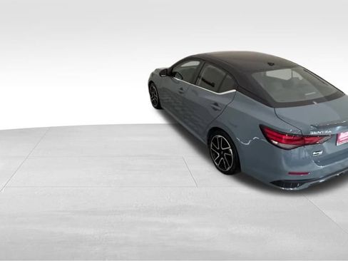 Certified 2024 Nissan Sentra SR w/ SR Premium Package image 3