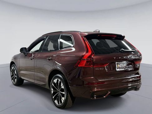 Used 2026 Volvo XC60 B5 Plus w/ Protection Package Premier AWD/4WD image 12