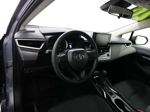 Used 2020 Toyota Corolla LE image 15