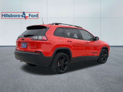 Used 2021 Jeep Cherokee Latitude Plus image 8