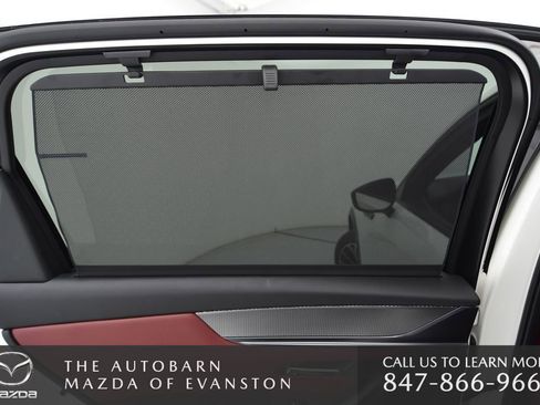 Used 2025 MAZDA CX-70 Plug-In Hybrid w/ Premium Plus image 32