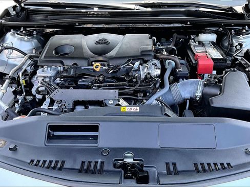 Used 2024 Toyota Camry SE FWD image 32