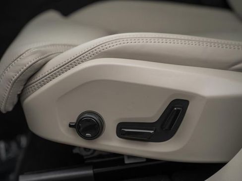 New 2026 Volvo XC60 T8 Ultra w/ Protection Package Premier image 35