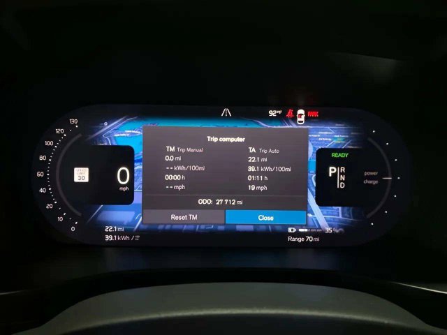 Used 2023 Volvo XC40 Recharge Ultimate AWD/4WD image 11
