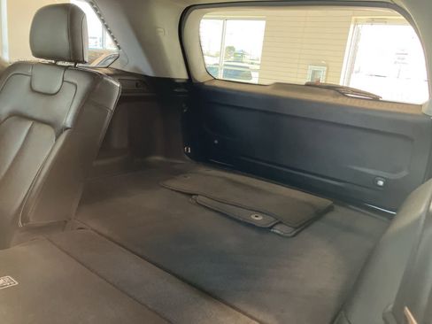 Used 2023 Jeep Grand Cherokee Limited image 28