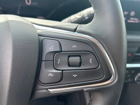 Used 2025 Buick Encore GX Sport Touring w/ Comfort Package FWD image 11