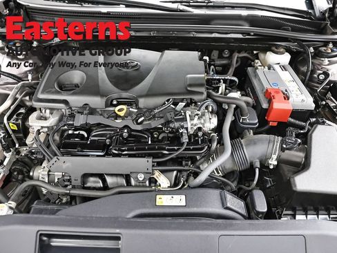 Used 2024 Toyota Camry SE FWD image 7