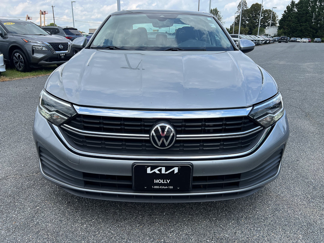 Used 2022 Volkswagen Jetta SE FWD image 9