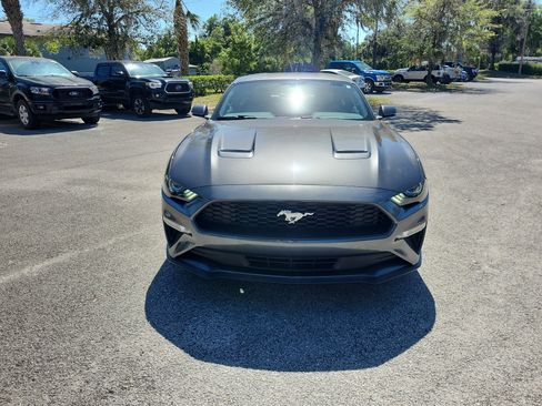 Used 2018 Ford Mustang Premium image 8