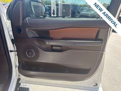 Used 2024 Ford Expedition Max King Ranch AWD/4WD image 9