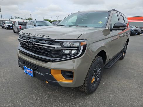 New 2026 Ford Expedition Tremor AWD/4WD image 4