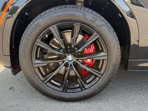 Used 2025 BMW X6 xDrive40i w/ Executive Package AWD/4WD image 11