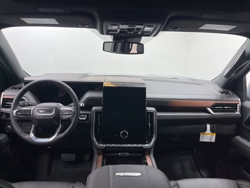 New 2026 GMC Yukon Denali w/ Sun & Power Step Package image 7