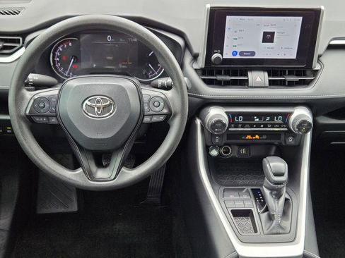 Used 2024 Toyota RAV4 XLE FWD image 10